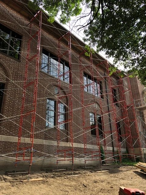 Dunwoody roofline fall protection scaffold system