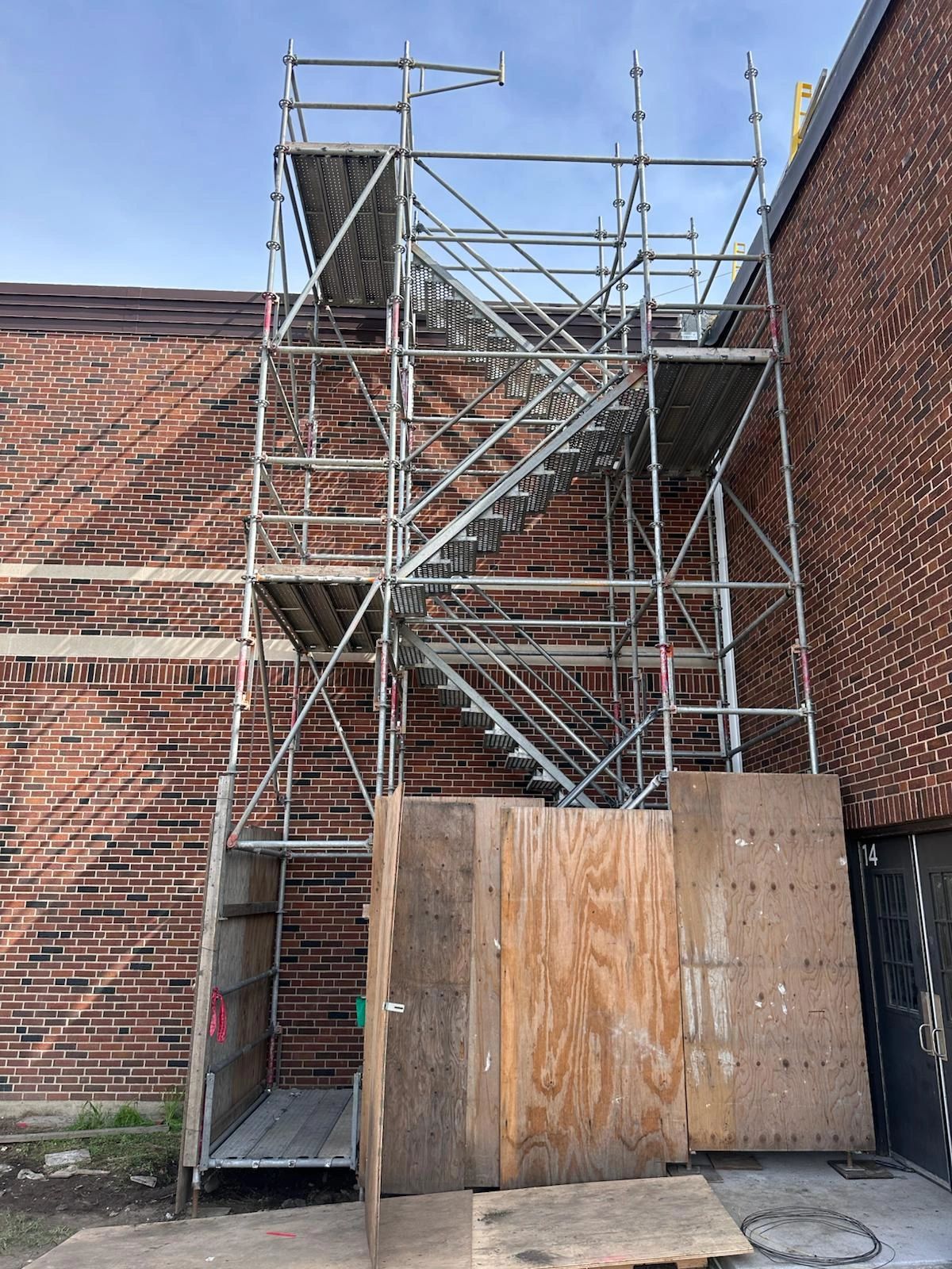 A Simple System Stair Tower